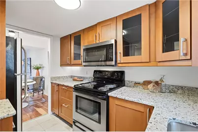 28 Foster Square, Pittsburgh, PA 15212 - Photo 8