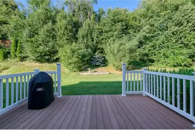 127 Fairway Landings Dr, Cecil, PA 15317 - Photo 20