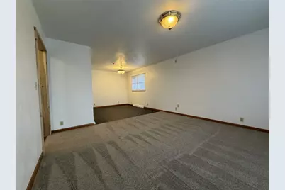 638 N Cherry Street, Worth Boro, PA 16262 - Photo 6