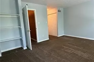 1315 Meadowbrook Dr, Canonsburg, PA 15317 - Photo 16