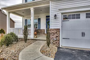 1080 Wedgewood Dr, Penn Twp, PA 15644 - Photo 2