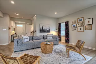 1080 Wedgewood Dr, Penn Twp, PA 15644 - Photo 8