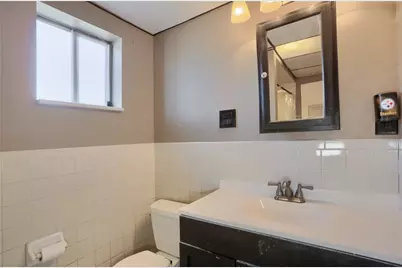 609 E Division St, New Castle, PA 16101 - Photo 16