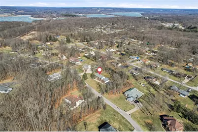 3036 Baywoods Dr, South Pymatuning Township, PA 16150 - Photo 4