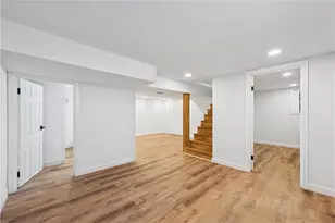 6329 Crestview Dr, South Park, PA 15129 - Photo 18