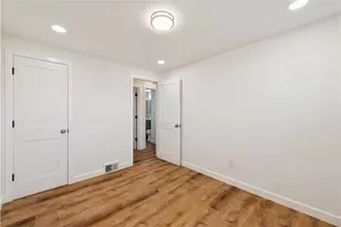 6329 Crestview Dr, South Park, PA 15129 - Photo 16