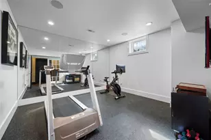 904 Champlain Pl, Adams Township, PA 15044 - Photo 34