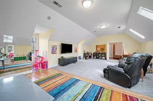 904 Champlain Pl, Adams Township, PA 15044 - Photo 26