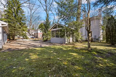 421 E Washington Blvd, Grove City Boro, PA 16127 - Photo 34