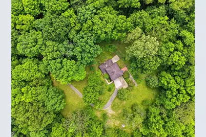 21 W Hillcrest Rd, Nottingham, PA 15330 - Photo 4