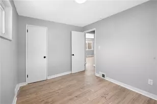 380 Tall Tree Dr, Pittsburgh, PA 15235 - Photo 18