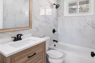 380 Tall Tree Dr, Pittsburgh, PA 15235 - Photo 16