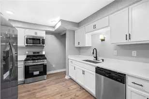 380 Tall Tree Dr, Pittsburgh, PA 15235 - Photo 8