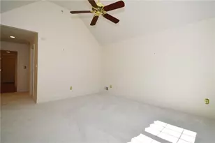 215 Victoria Ln, Peters Township, PA 15317 - Photo 16