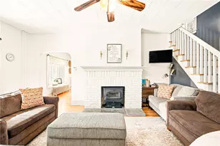 2237 Ridgeview Rd, Mount Pleasant Township, PA 15666 - Photo 6