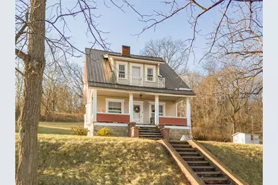 2237 Ridgeview Rd, Mount Pleasant Township, PA 15666 - Photo 2