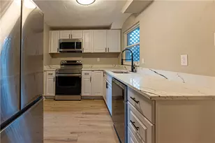 325 Bracken Ave, Pittsburgh, PA 15227 - Photo 8