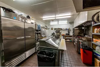 123 Washington Avenue, Vandergrift, PA 15690 - Photo 14