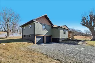 296 Leidy Ln, Johnstown, PA 15909 - Photo 2