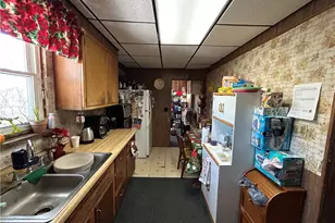 432 Grandview Ave, West Mifflin, PA 15122 - Photo 6