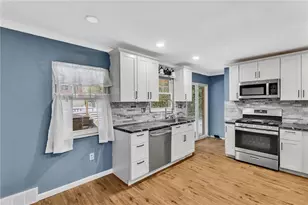 240 Wilkins Ave, East Pittsburgh, PA 15112 - Photo 14