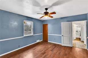 240 Wilkins Ave, East Pittsburgh, PA 15112 - Photo 22