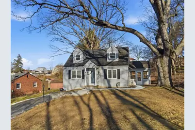 6 Suffolk Drive, Robinson Twp, PA 15108 - Photo 4