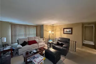 1185 Bucknell Dr, Monroeville, PA 15146 - Photo 12