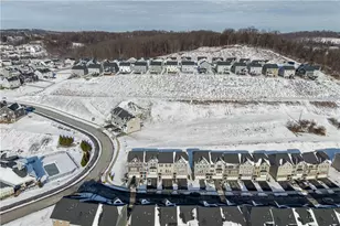 4005 Crown Dr, South Park, PA 15129 - Photo 34