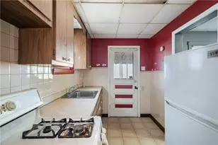 227 E Virginia Ave, Munhall, PA 15120 - Photo 14