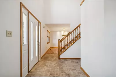 1051 Finchley Rd, North Huntingdon, PA 15642 - Photo 2