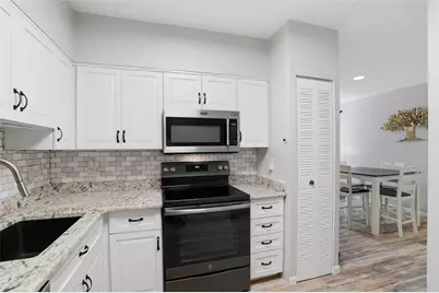 5715 Beacon St #107, Pittsburgh, PA 15217 - Photo 22