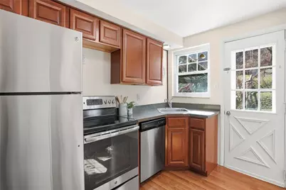 2180 Pauline Ave, Beechview, PA 15216 - Photo 16