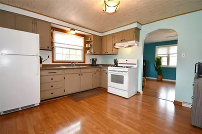 131 E Water St, Slippery Rock, PA 16057 - Photo 10