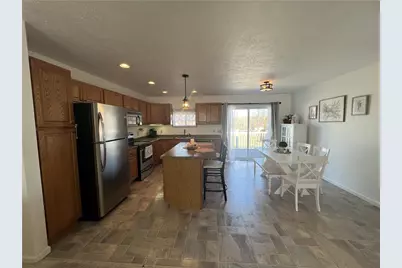 1535 Charles St, Hermitage, PA 16148 - Photo 12