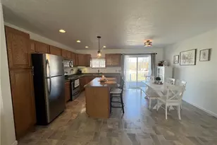 1535 Charles St, Hermitage, PA 16148 - Photo 12