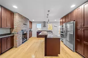 2619 Stromberg St, Pittsburgh, PA 15203 - Photo 6