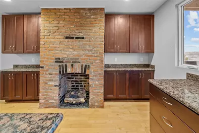 2619 Stromberg St, Pittsburgh, PA 15203 - Photo 10