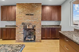 2619 Stromberg St, Pittsburgh, PA 15203 - Photo 10