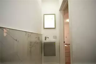 688 Forest Ave, Pittsburgh, PA 15202 - Photo 14