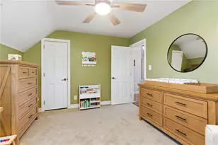 1924 Shaler Dr, Pittsburgh, PA 15116 - Photo 18