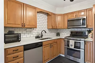 1924 Shaler Dr, Pittsburgh, PA 15116 - Photo 8