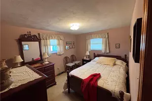 225 Chaucer Dr, Irwin, PA 15642 - Photo 12