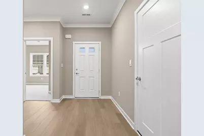 294 Olivia Dr, Pittsburgh, PA 15068 - Photo 2