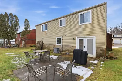 181 Jade Dr, Pittsburgh, PA 15147 - Photo 32