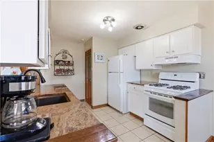 418 Diller Ave, West Mifflin, PA 15122 - Photo 10