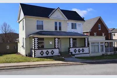 622 W Main St, Rural Valley Boro, PA 16249 - Photo 1