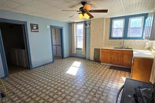 622 W Main St, Rural Valley Boro, PA 16249 - Photo 4