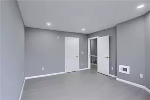 618 E 12th Ave, Munhall, PA 15120 - Photo 18