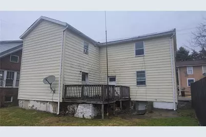 1319 Jefferson St, Latrobe, PA 15650 - Photo 4